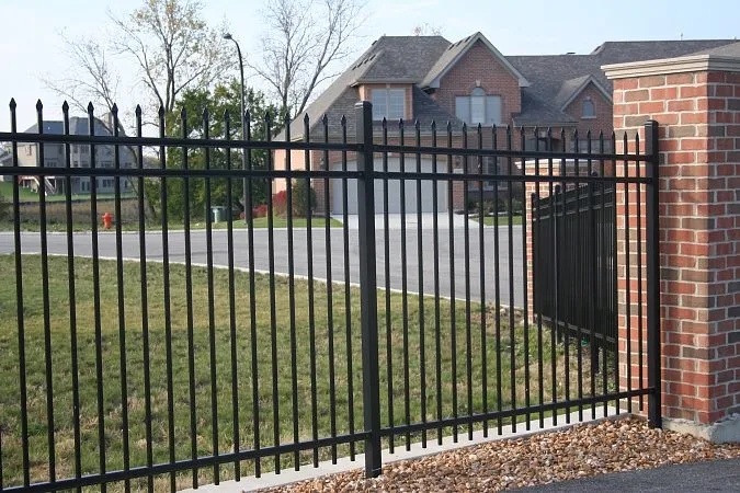 Spear Picket Fence Panel Galvanized Steel Fence Security Fencing/Gate Security Fence