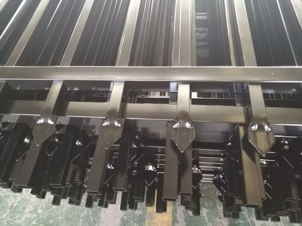Spear Picket Fence Panel Galvanized Steel Fence Security Fencing/Gate Security Fence