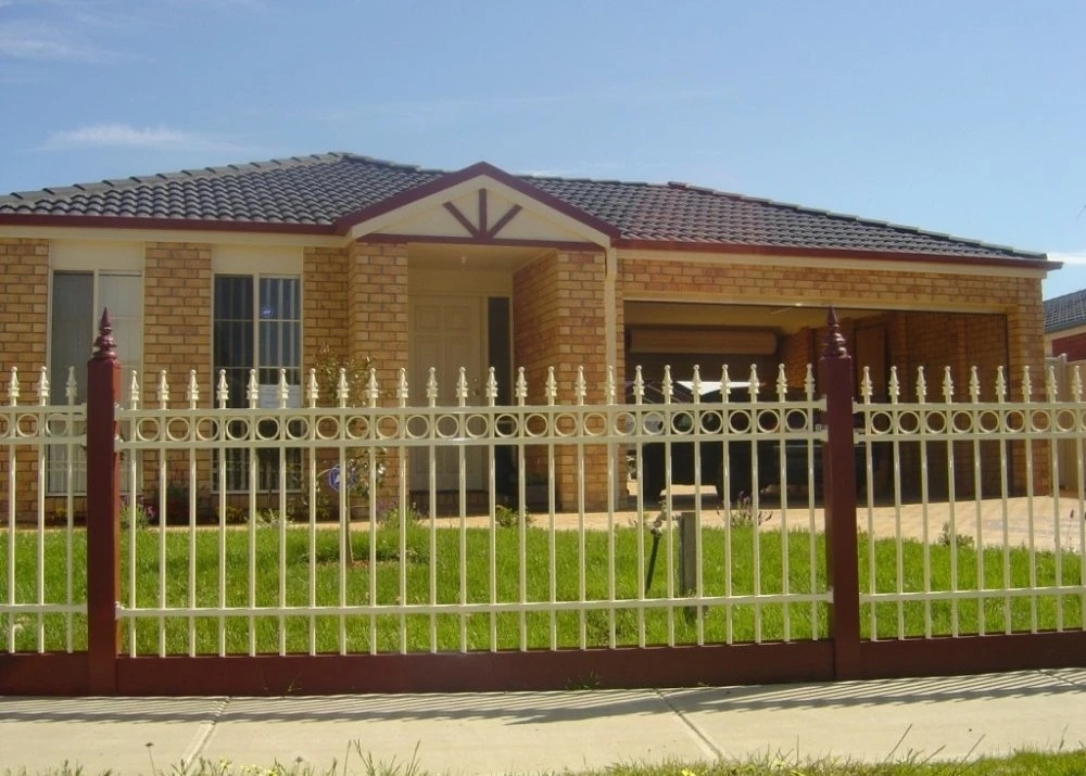Spear Picket Fence Panel Galvanized Steel Fence Security Fencing/Gate Security Fence